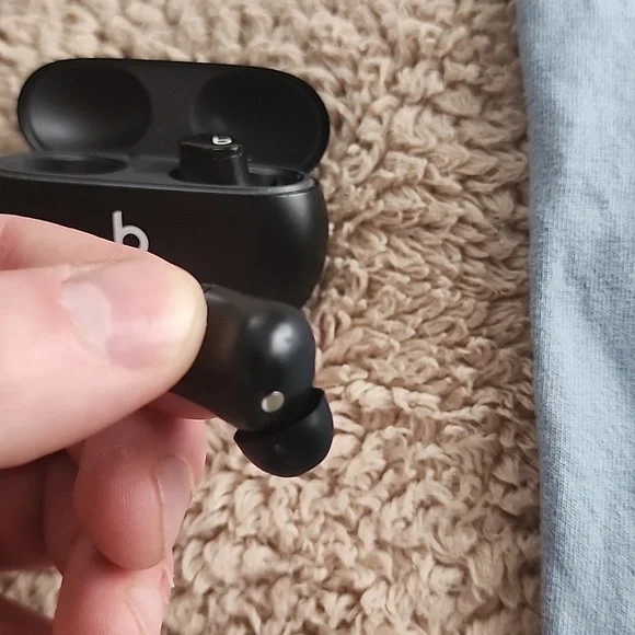 Beats by Dre earbuds
